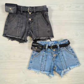 Belted & bagged denim short
