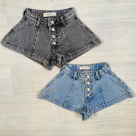 The sweetest denim short
