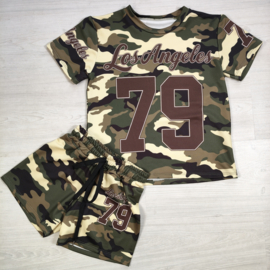 Urban Camo 79 Outfit - bruin