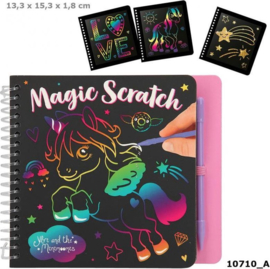 Ylvi & the Minimoomis mini Magic Scratch boek Rainbow