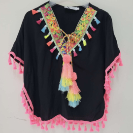Beach pompom poncho