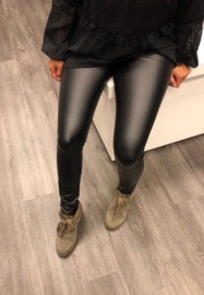 Basic black leatherlook legging