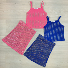 You got this set - pink or blue