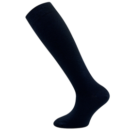 Basic black knee socks