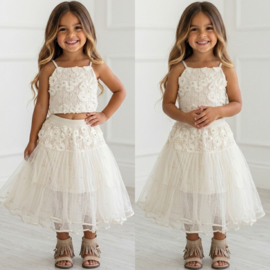 Your Lace Dream Outfit - beige