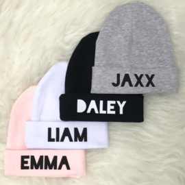 Cool newborn baby beanie (gepersonaliseerd)