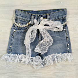 Your perfect laced denim short