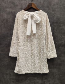 Velvet Bow & paillet dress - creme (verzenddatum 13 okt)
