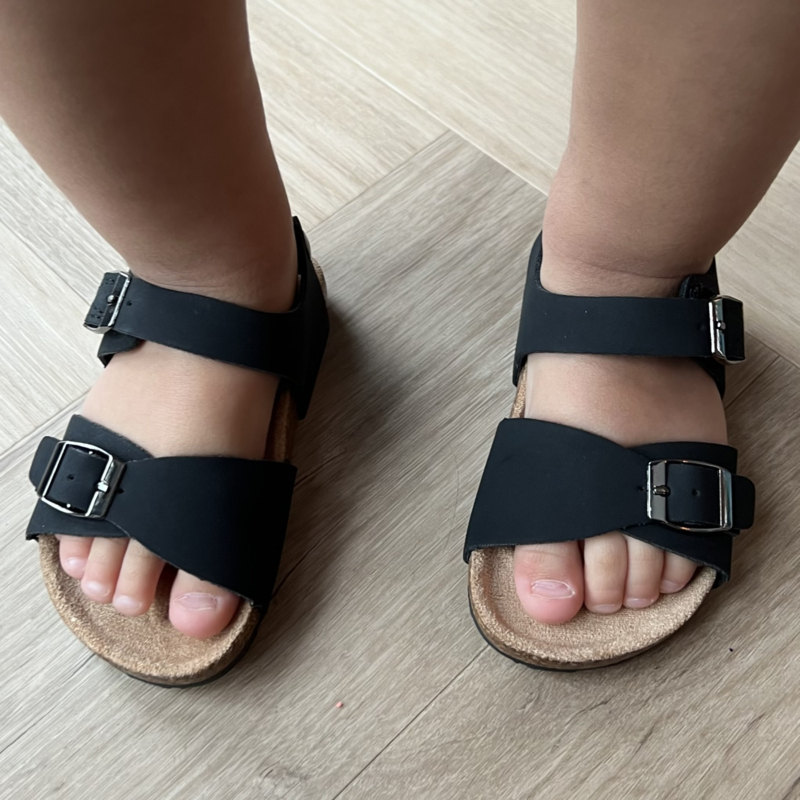 Ontvangst Overeenkomstig Romantiek Jongens slippers en sandalen kopen? | Hippe Beebjes
