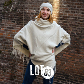 Poncho "Lot83" off white met rolkraag