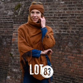 Poncho "Lot83" almond met rolkraag