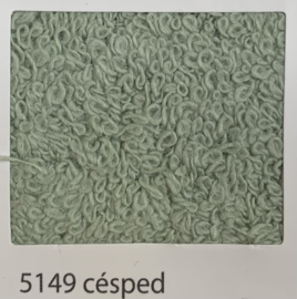 Handdoek sage green (cesped)(50 x 100) + 1 naam geborduurd