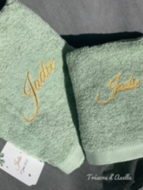 Handdoeken sage green (cesped)