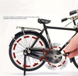 Diy zelf bouwen retro fiets met bewegende delen - schaal 1:10