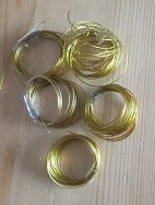 Bead stringing wire, 2 meter, gold