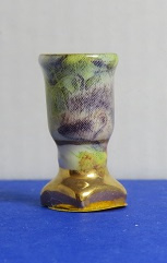 Miniatuur Vaas met gouden voet - 01 - Miniature Vase with Golden base