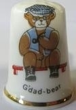 Vingerhoed - 048 - porselein - grootvader beer - Thimble - grand dad bear