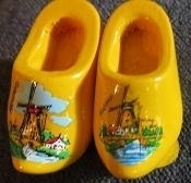 Wooden shoes brooche with windmill - yellow