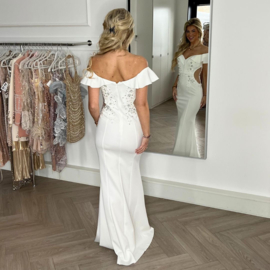 WITTE AVONDJURK LACE OFF SHOULDER By Yessey