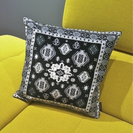 Housse coussin velours noire-grise-blanche CYGNE NOIR