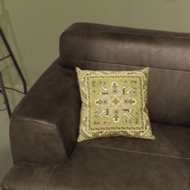 Green velvet cushion cover OLIVINE