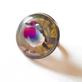 Cabochon ring bird PURPLETHROAT