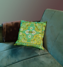 Green velvet cushion cover TOURMALINE