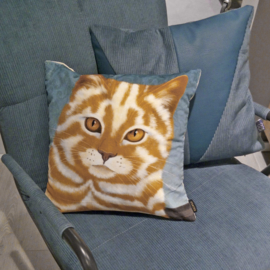 Mocca cream velvet cushion cover Cat MACCHIATO