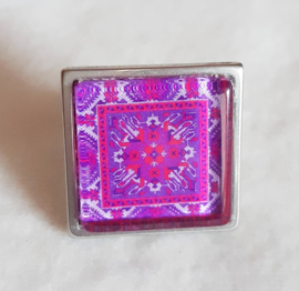 Cabochon ring CROCUS purple