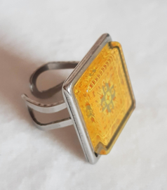 Cabochon ring CURRY yellow