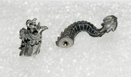 Fake plugs (dragon)