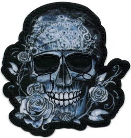 020 - PATCH - Skull with Bandana and Roses