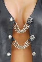 Vest Extender - Single Chain - Half Skull with Black Eyes