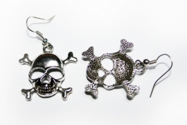 Earrings with Skulls [silver]