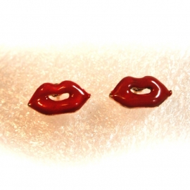 Lip earstuds