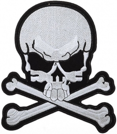 000 - BACKPATCH - White Skull with Crossed Bones
