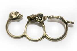 3-Fingerring with Skeleton