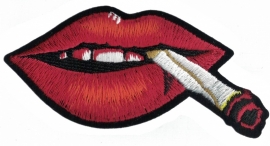 253 - PATCH - Cigarette Lips