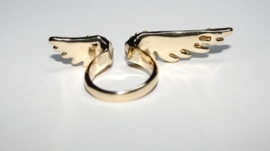 Winged ring