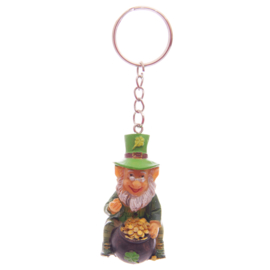 Sleutelhanger Ierse St Patrick’s Day Gelukskabouter Achter Pot Met Goud