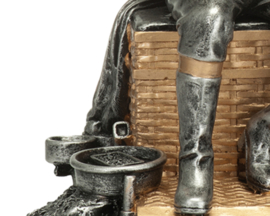 XL Beeld Trofee Visser Op Viskist Witvisser 1e Prijs Wisselbeker Witvis Wedstrijd Vaste Stok Vissen