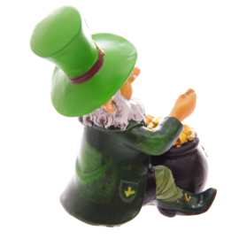 Ierse St Patrick’s Day Gelukskabouter Achter Pot Met Goud Leprechaun