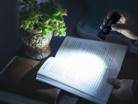 Oplaadbare Olight CSI Zaklamp + UV Lamp Blacklight In Één