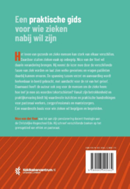 Tussen ziekenhuis en thuis / Nico van der Voet