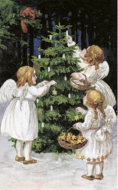 Engelen steken kerstkaarsen aan