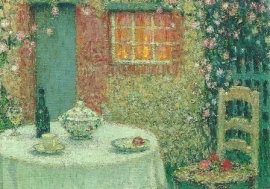 Gedekte tafel voor met rozen begroeid huis, Henri le Sidaner