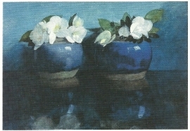 Witte azalea's in blauwe gemberpotjes, Jan Voerman