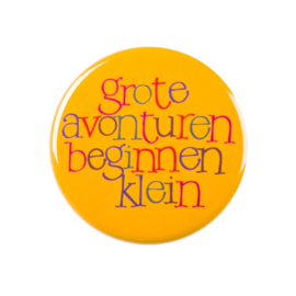 Button Grote avonturen beginnen klein