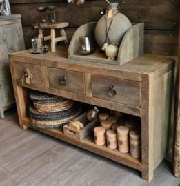 Stoer oud houten sidetable/tv-meubel met 3 lades