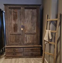 Driftwood kabinet 2 deuren en 4 lades